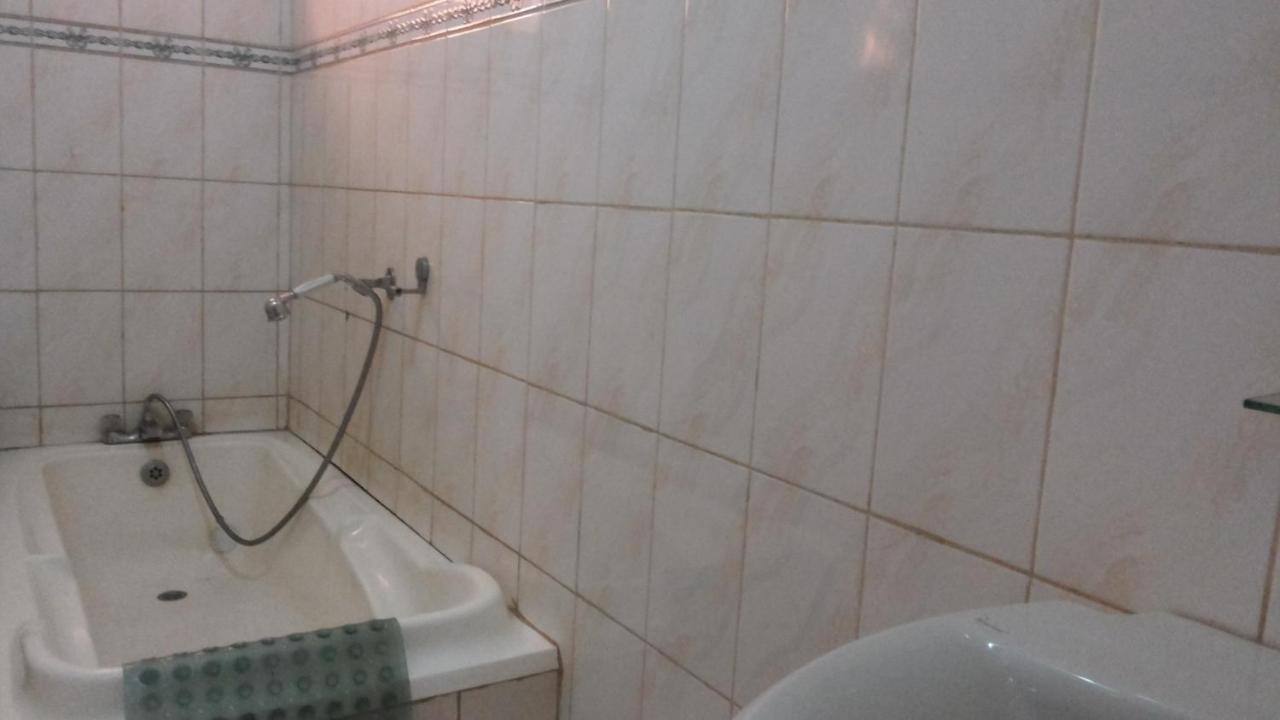 Daysinn Hotel Lira Luaran gambar